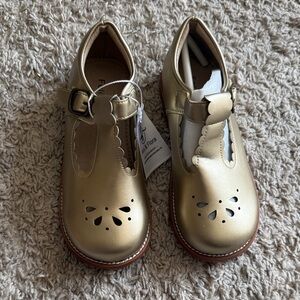 Gold Felix and Flora Mary Jane’s